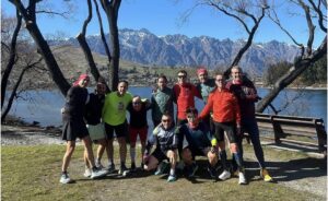 Extensión Nueva Zelanda grupo corriendo